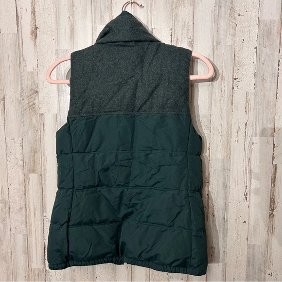 Old Navy Dark Green Quilted Puffer Vest XS Women’s - Picture 2 of 6